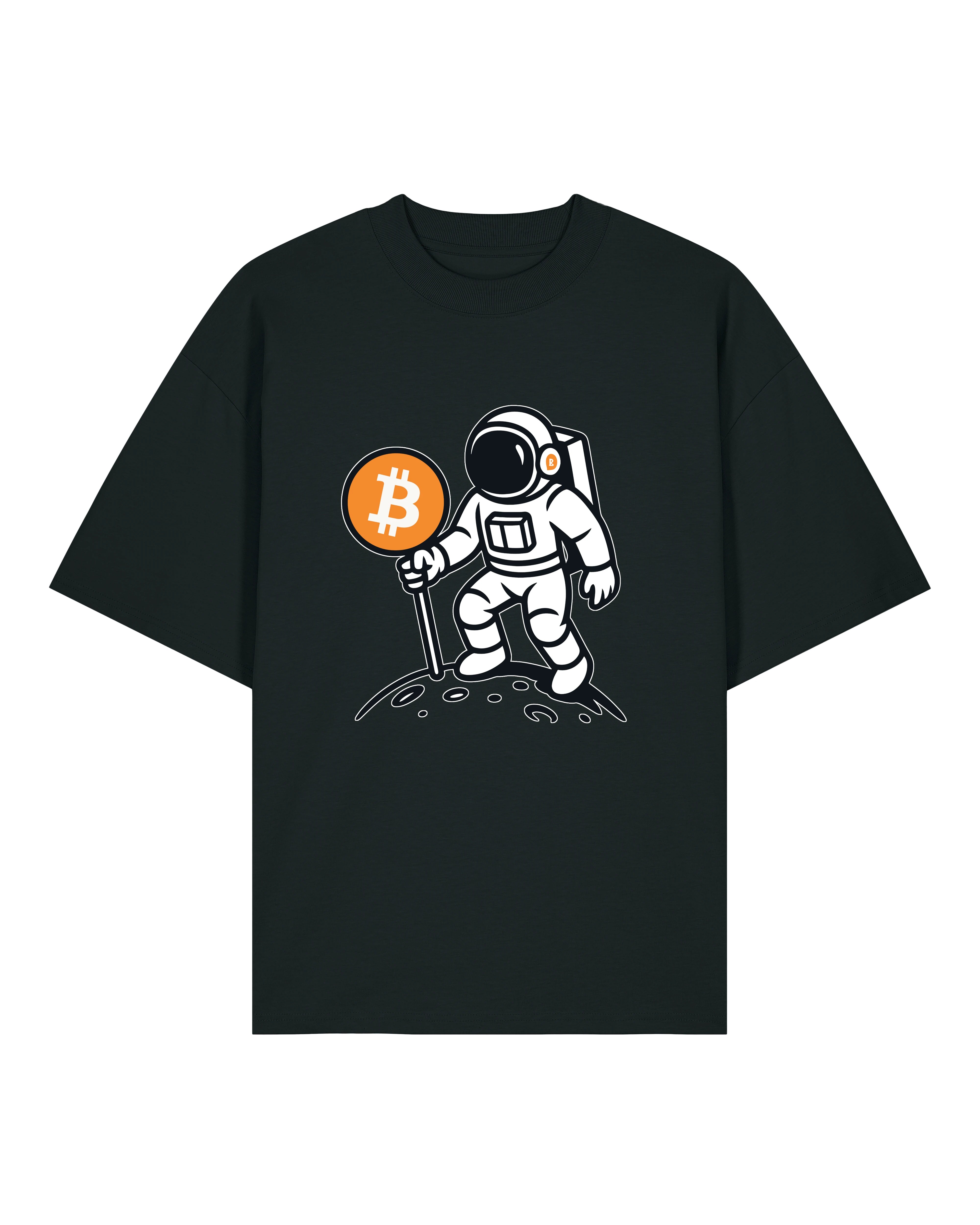 „Oversized Bitcoin Shirt in Schwarz mit Astronaut und BTC Flagge – für Hodler & Fans | Teeflix“