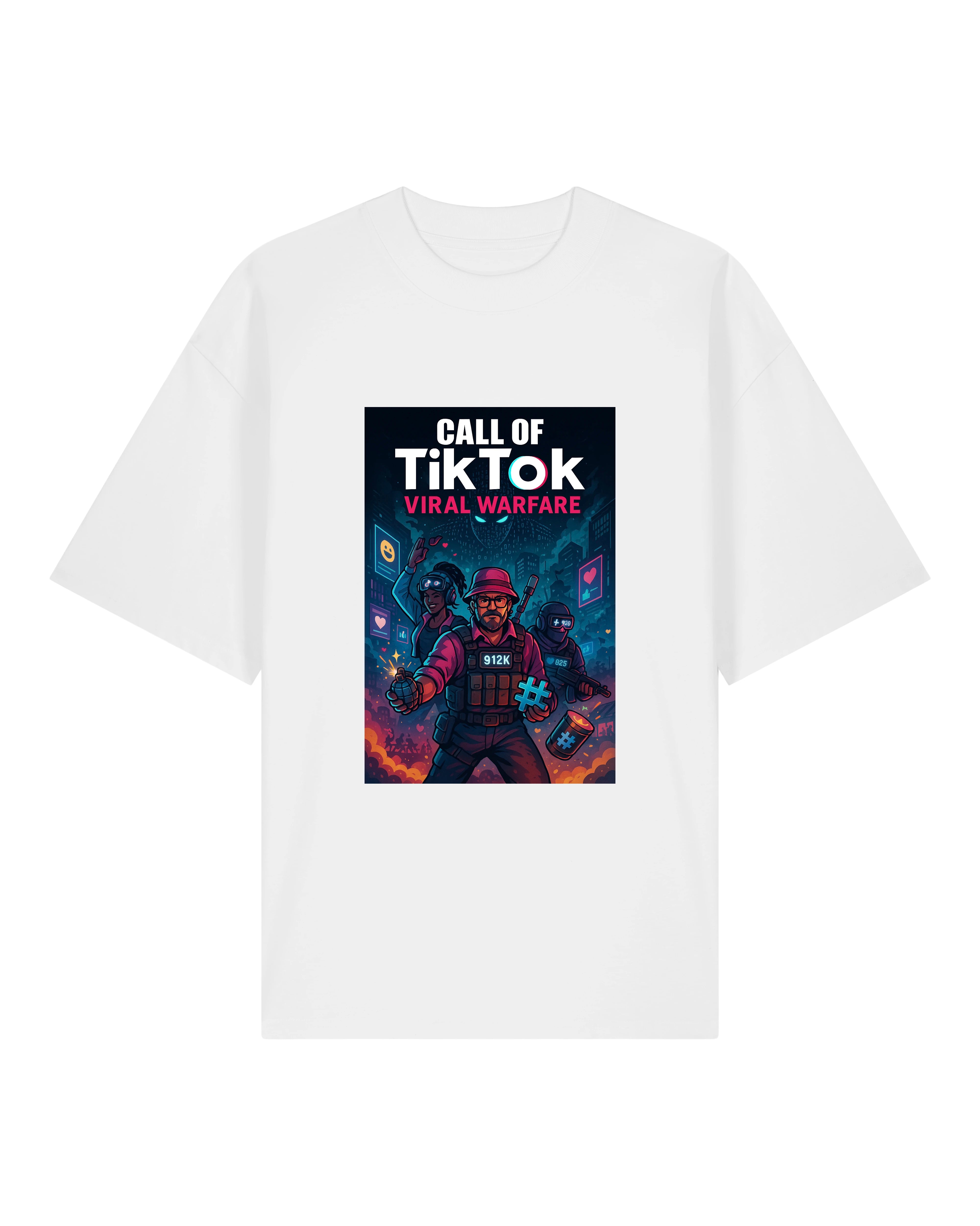 Weißes Oversized Shirt mit poppigem Print im TikTok-Stil, ideal für Social-Media-Fans und Creator-Szene.