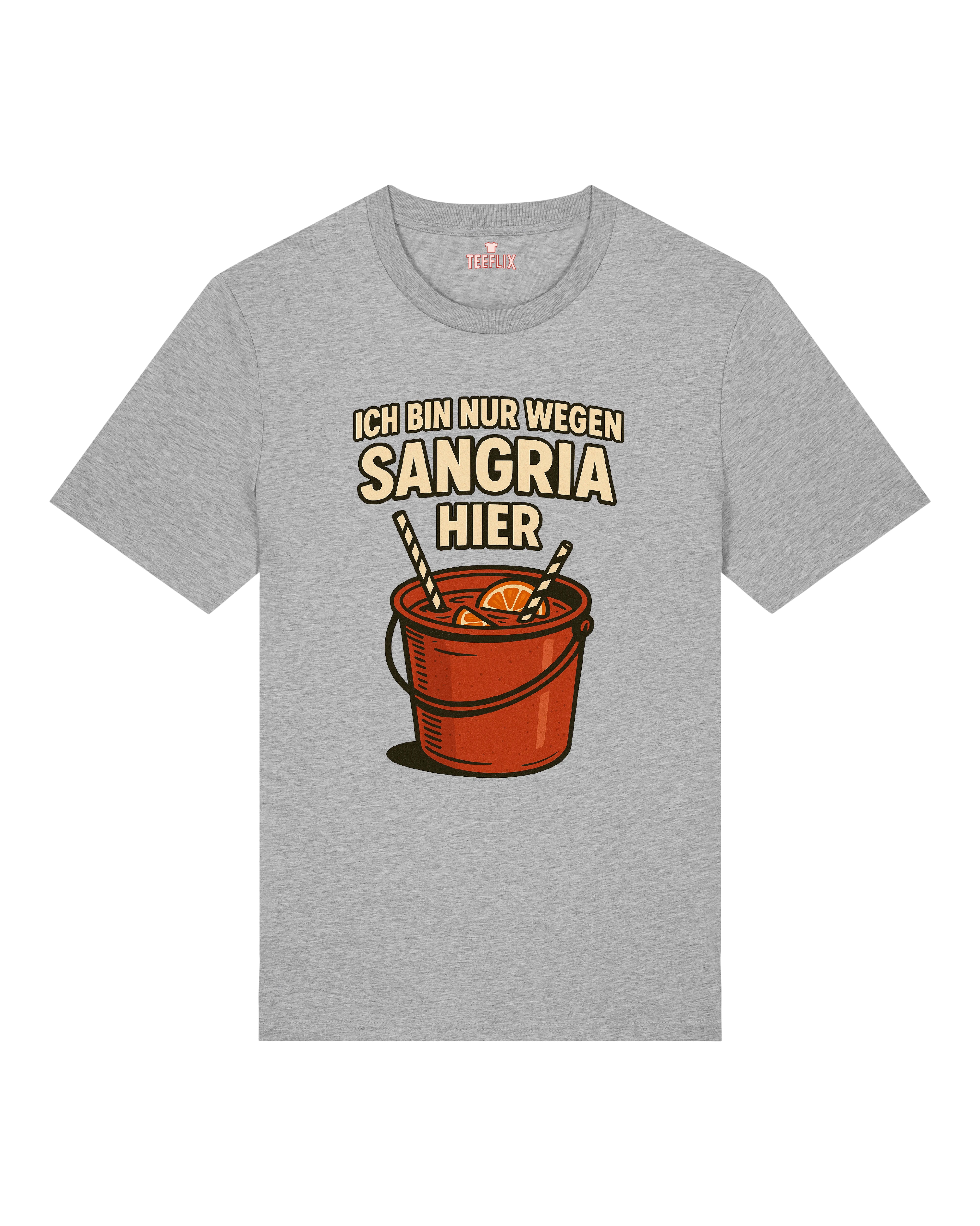 Auf dem T-Shirt ist ein Eimer (oder typischer Party-Eimer) mit Sangria abgebildet, gefüllt mit Früchten und zwei dicken Trinkhalmen. Darüber steht in großen, humorvollen Buchstaben der Spruch „Ich bin nur wegen Sangria hier“. Der Druck erinnert an ein typisches Party- oder Urlaubsmotiv, besonders passend für Mallorca-Feeling und Festivals. Der Look ist farbenfroh, witzig und eindeutig ein Statement für echte Feierlaune.