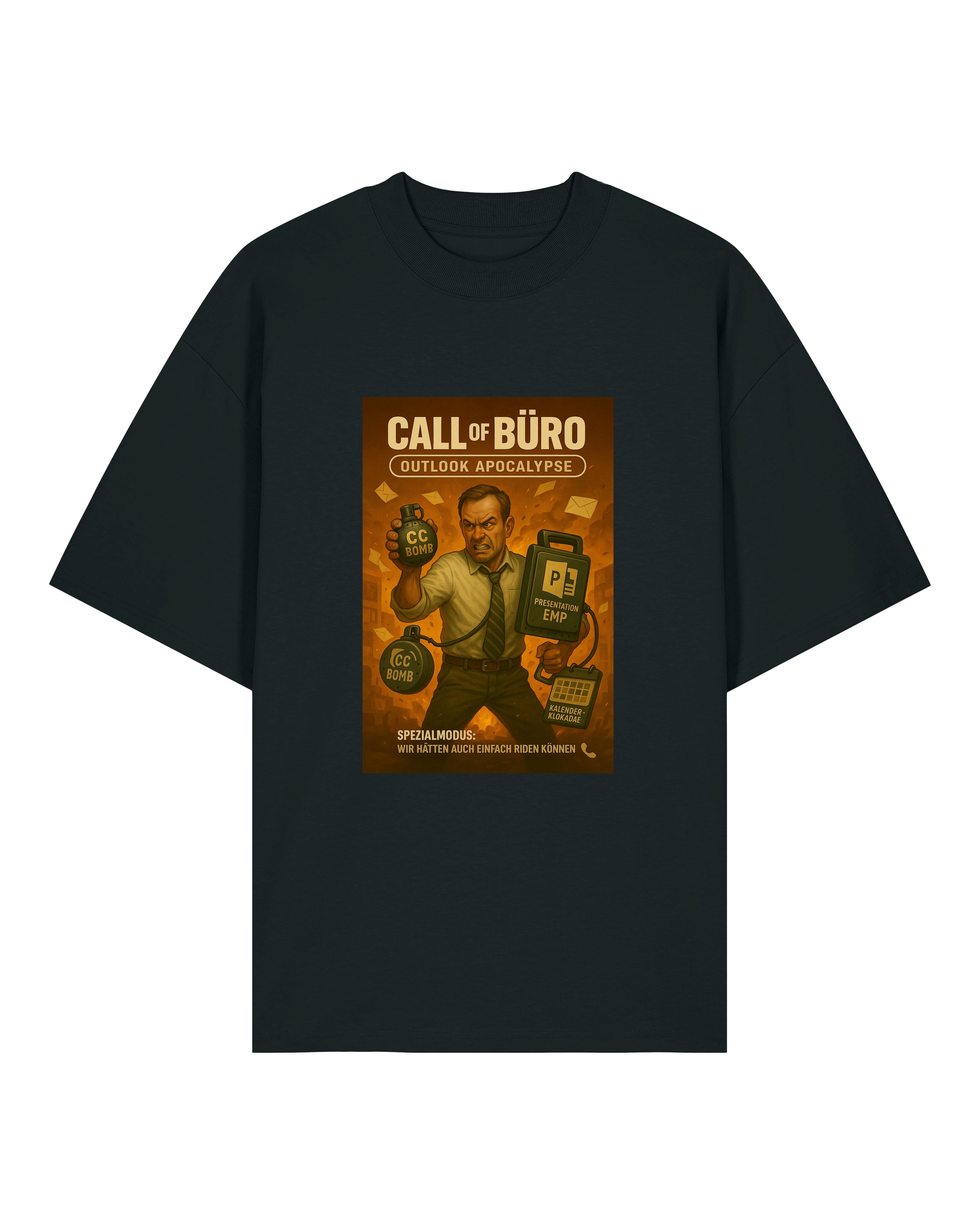 Schwarzes T-Shirt mit „Call of Büro – Outlook Apocalypse“-Print: Büroangestellter mit PowerPoint-Koffer, CC-Bombe und aggressivem Blick.