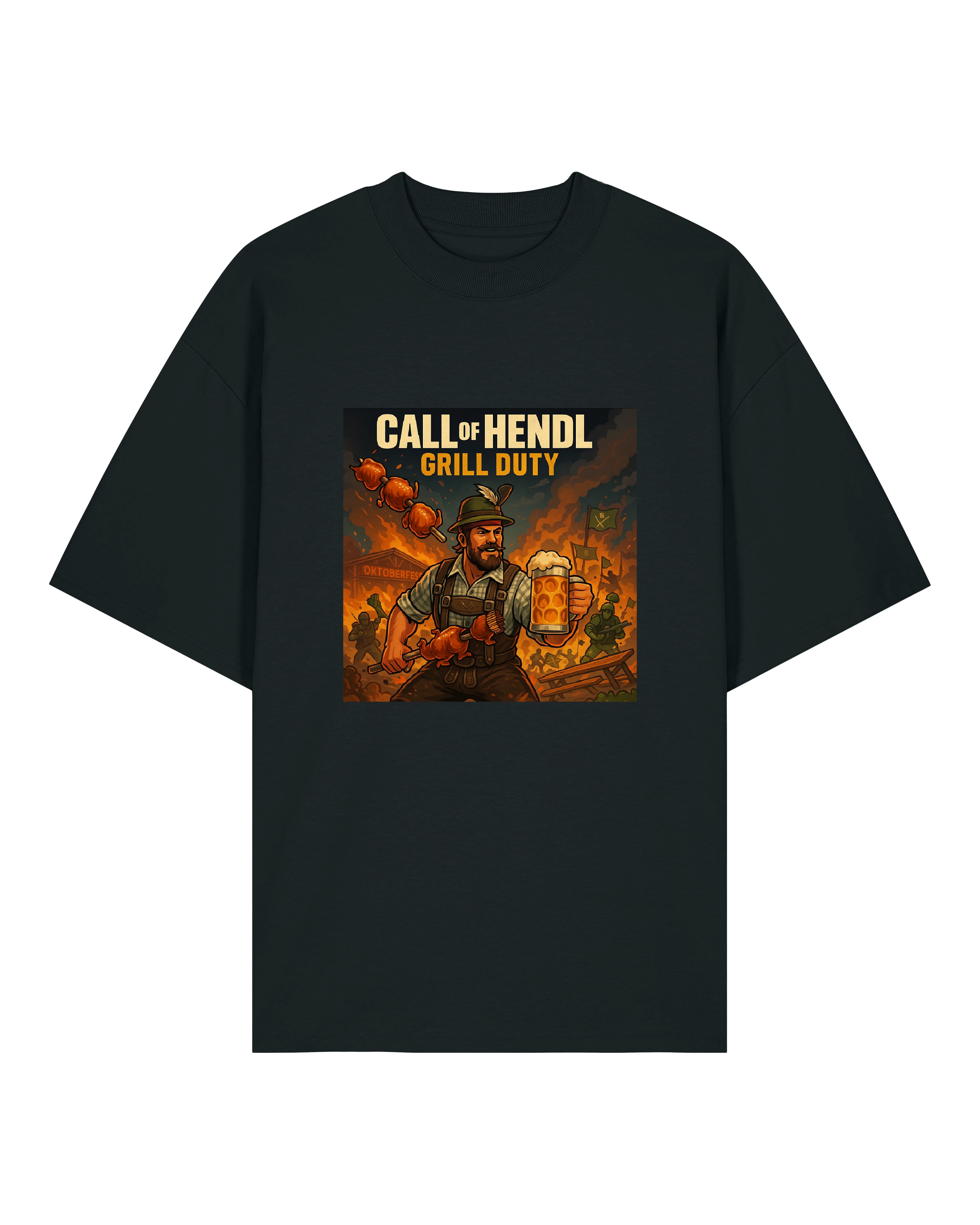 Schwarzes T-Shirt mit lustigem „Call of Hendl – Grill Duty“-Design, im Gaming-Poster-Stil, getragen auf neutralem Hintergrund.