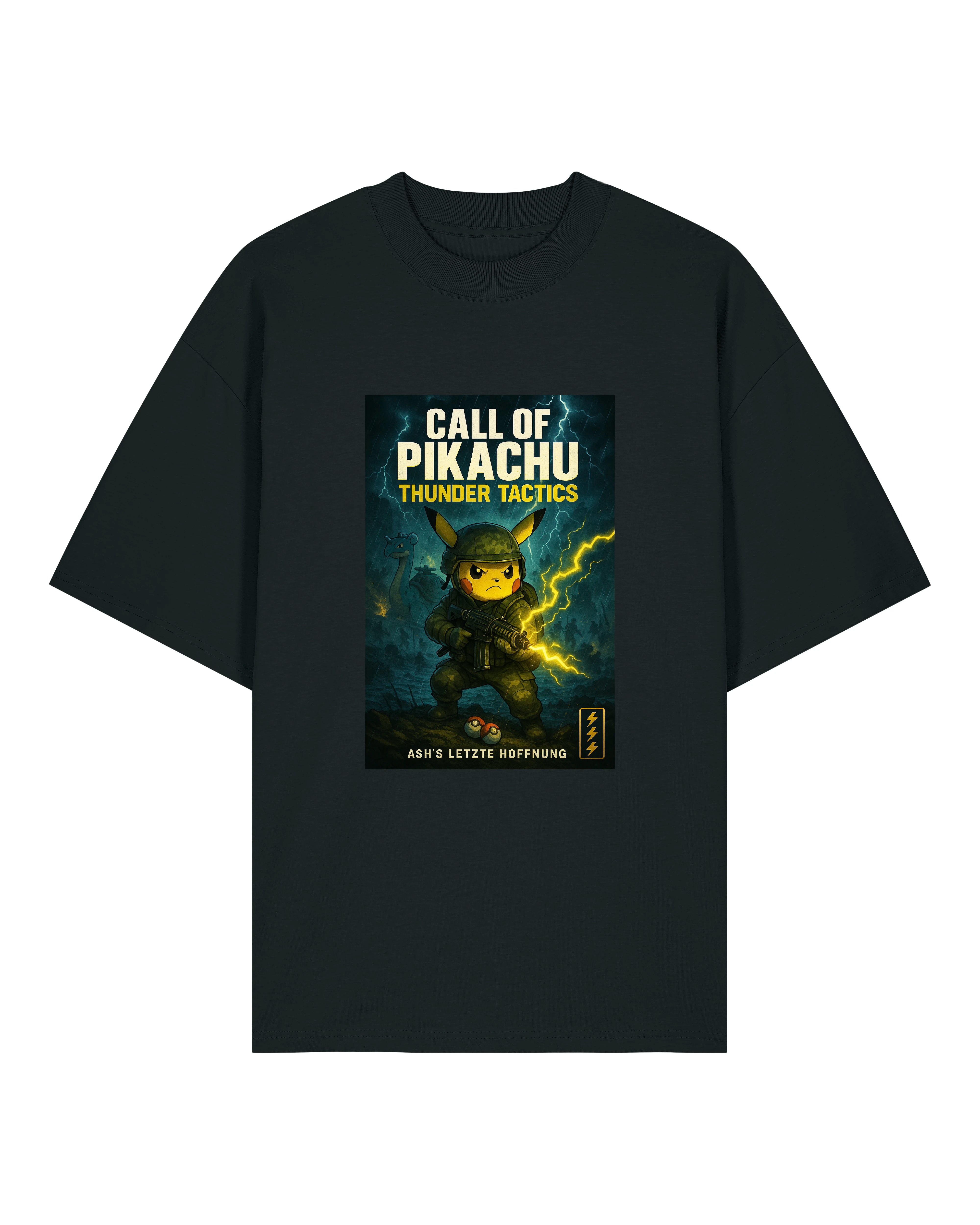 Schwarzes T-Shirt mit „Call of Pikachu – Thunder Tactics“-Design, zeigt Pikachu als Soldat mit Blitzwaffe im Einsatz.