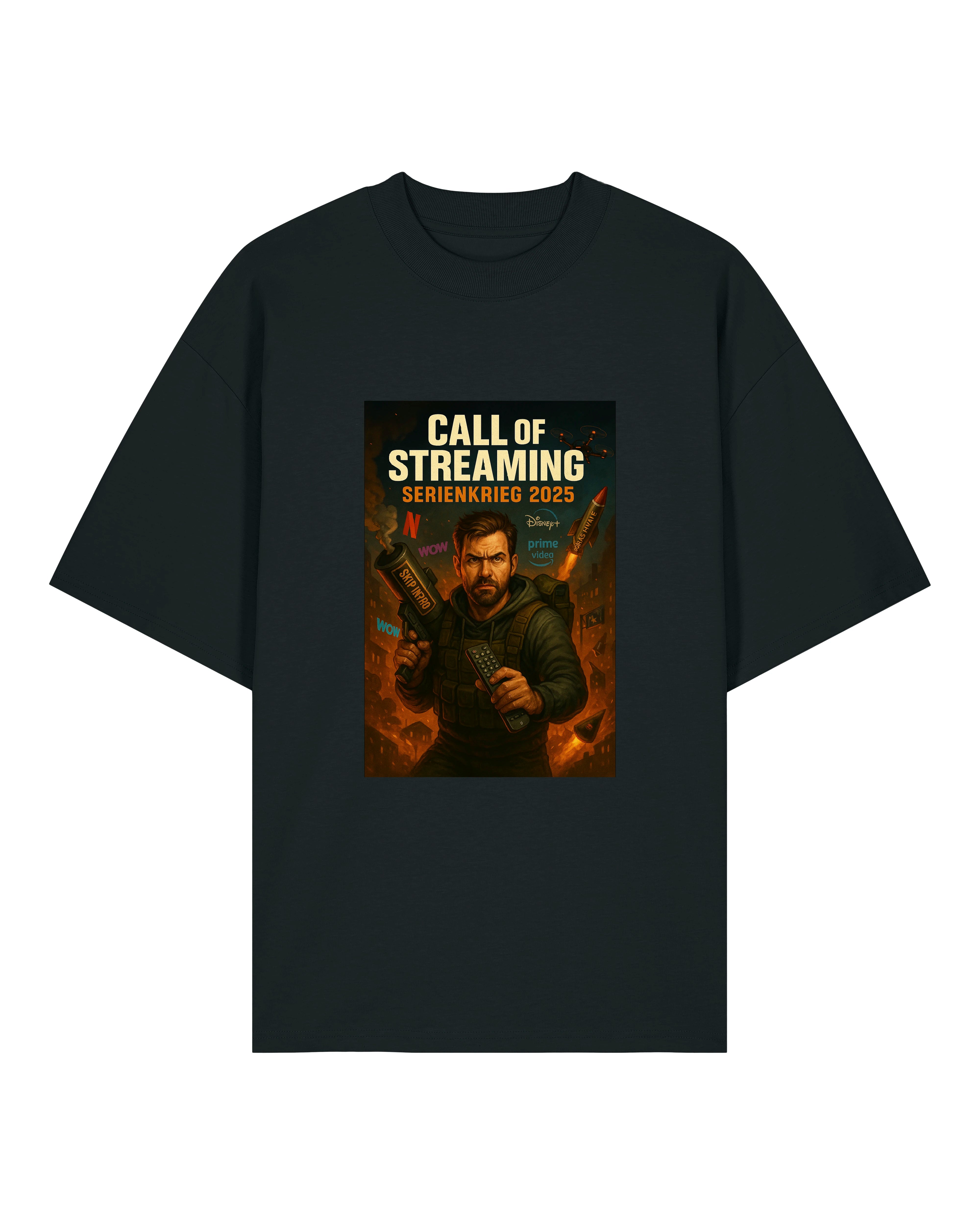 Schwarzes T-Shirt mit „Call of Streaming – Serienkrieg 2025“-Design: Soldat mit Fernbedienung und Streaming-Diensten im Hintergrund.