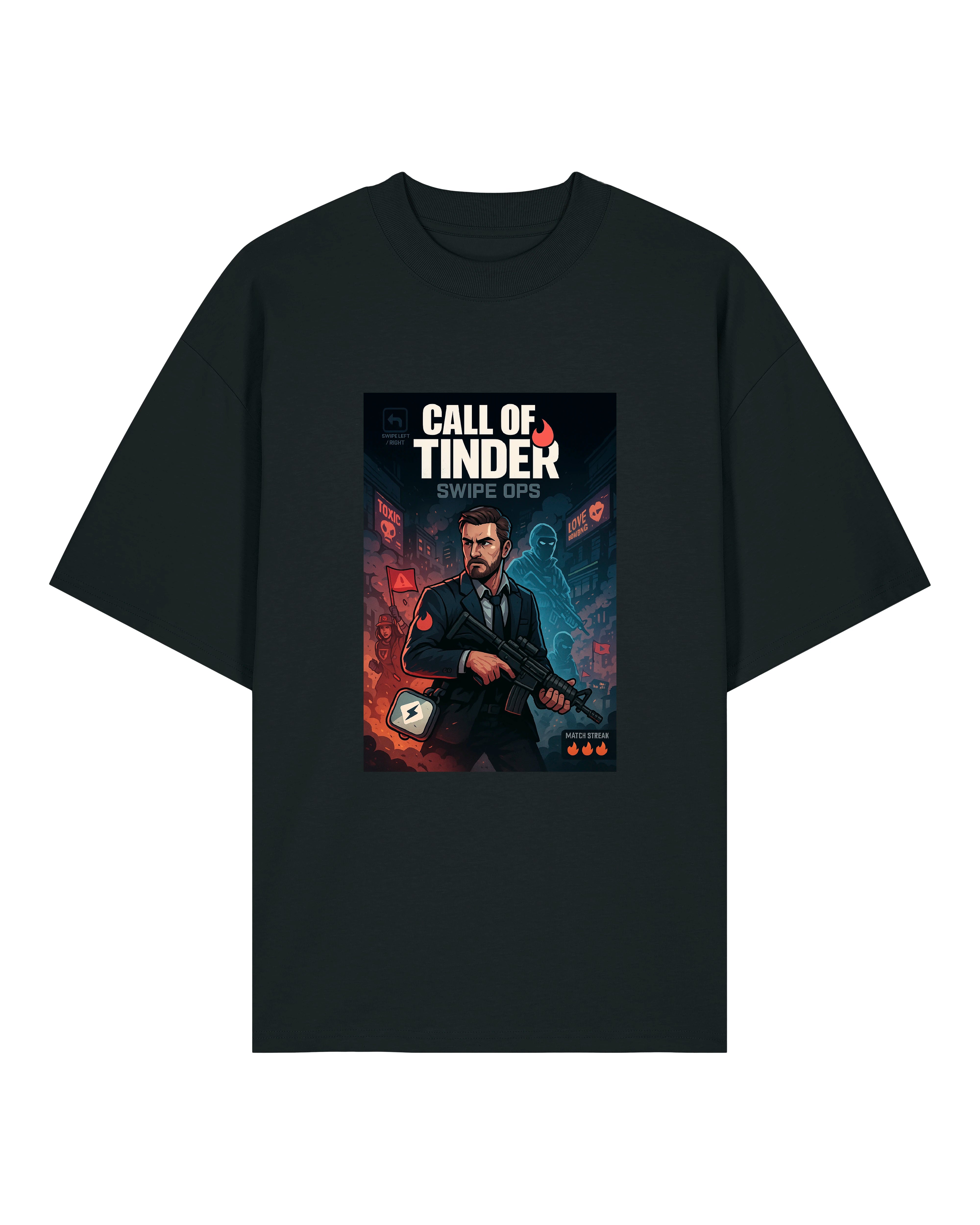 Schwarzes T-Shirt mit „Call of Tinder – Swipe Ops“-Design: Mann im Anzug mit Waffe und Dating-Symbolen im Hintergrund.