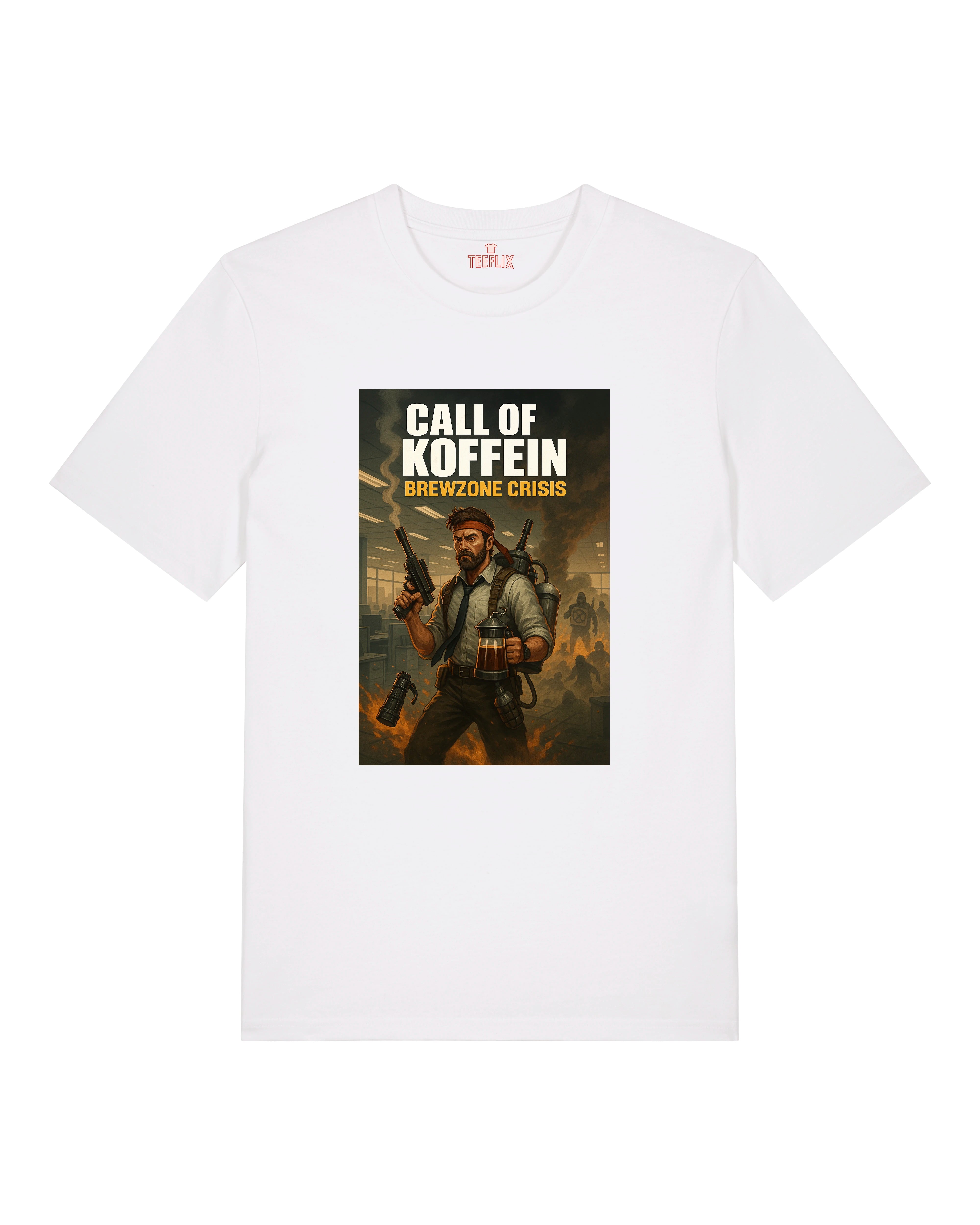 T-Shirt in Weiß mit „Call of Koffein – Brewzone Crisis“-Motiv eines bewaffneten Kaffee-Kriegers in apokalyptischer Bürolandschaft.