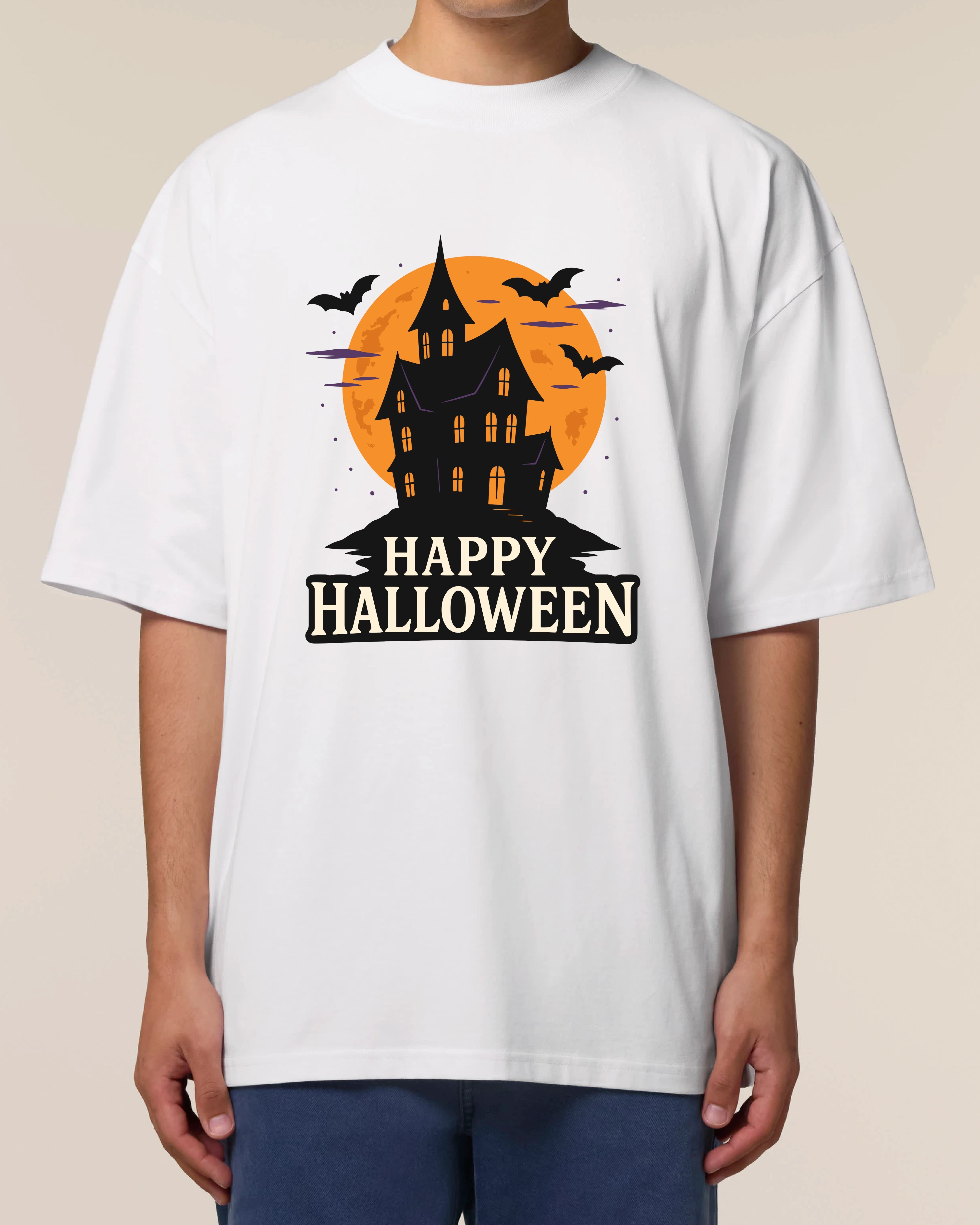Weißes Oversized Halloween T-Shirt für Herren von Teeflix mit Spukhaus-Design und Schriftzug "Happy Halloween"